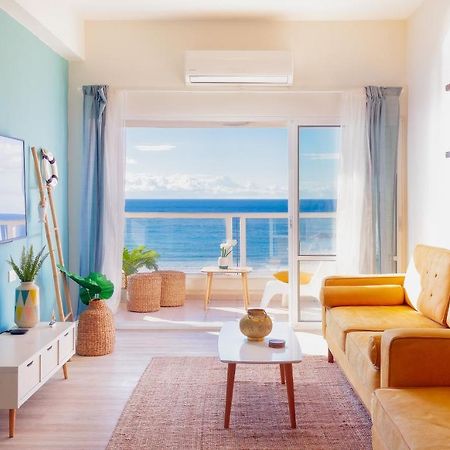 4 Bedroom Apartment On The Beach Тель-Авив Экстерьер фото